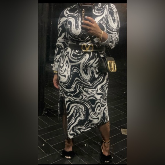 Scoop NYC Dresses & Skirts - Scoop sweater dress with split